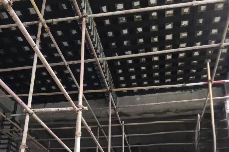 南漳碳纤维加固施工技术操作的关键方法